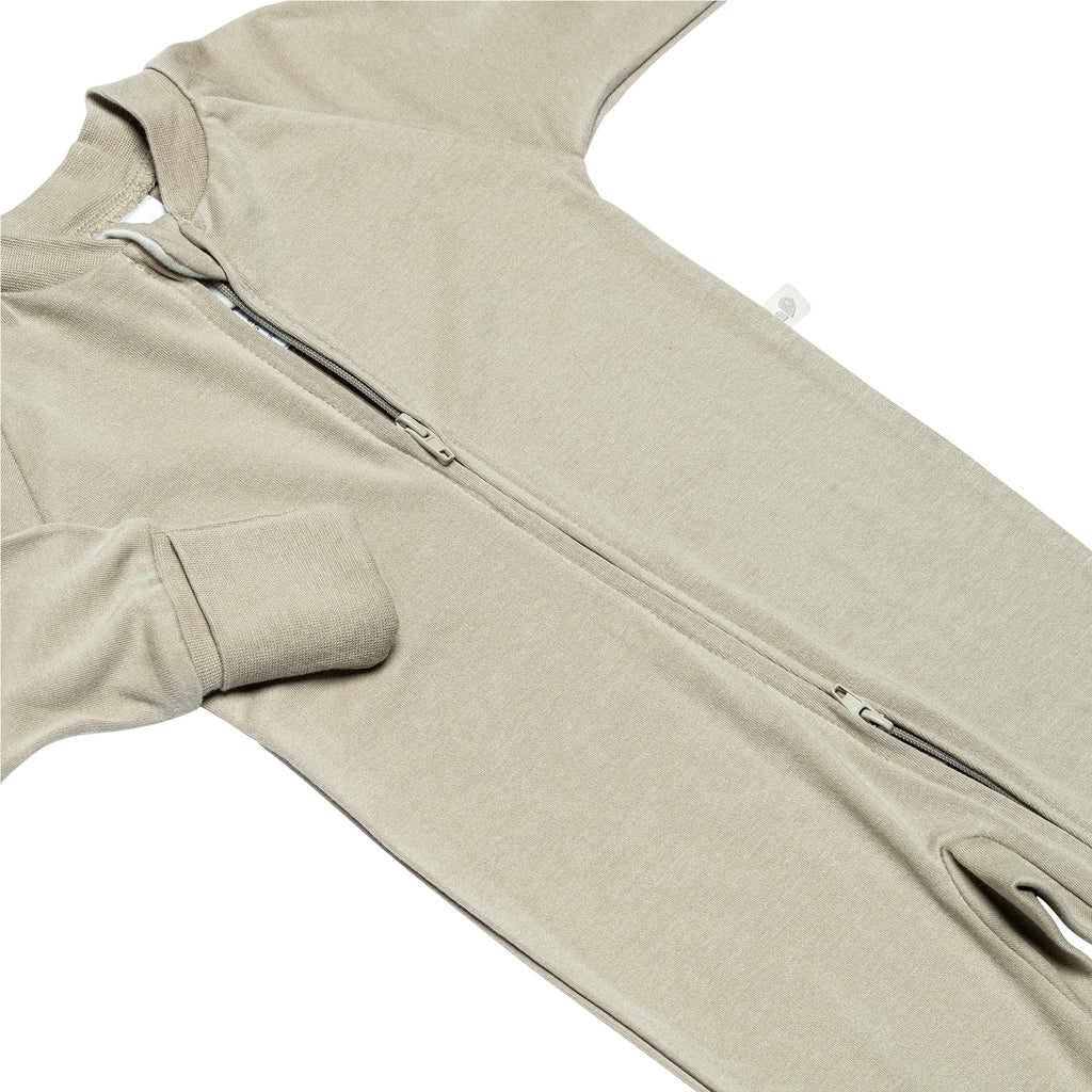 Perlimpinpin - Pyjama pour bébé en bambou, taupe