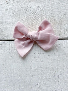 Mini bretzel- barrette boucle blush